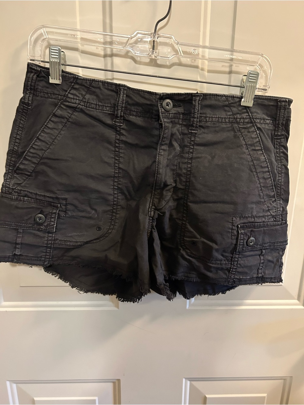 Black Women's Cargo Shorts - American Eagle